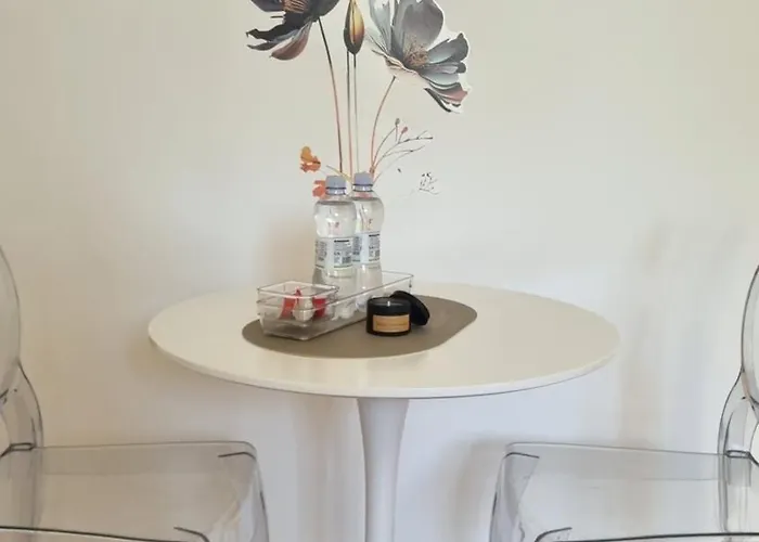 Bam Bam Tiburtina Guest house 4*